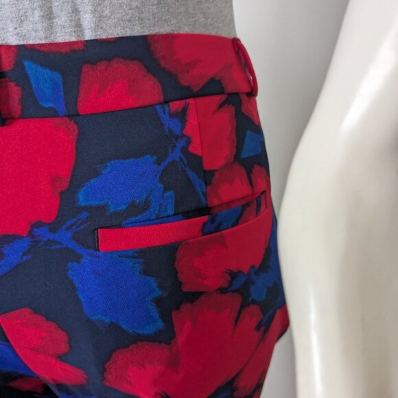 Banana Republic - "Ryan" Floral Print Slim Straight Pant - Size 10P - Picture 7 of 9
